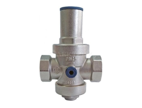 SVS-1008-000015 STOUT Редуктор давления PN25 вн/вн 1/2" с выходом под манометр