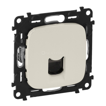 753840  Valena ALLURE.Информационная розетка одиночная RJ45 Кат.5е UTP.С лицевой панелью.Слоновая ко